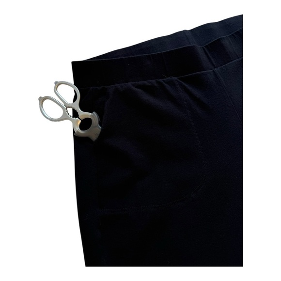 Torrid Black Capri Legging - Size 3X - Picture 4 of 10